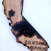 California Wood Wall Art – CA State flag with bear design & wood burn - Hand made with Poplar wood (Natural)
